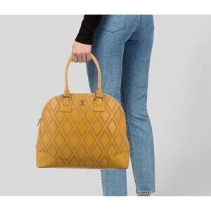 Elegant Tan Quilted Handbag